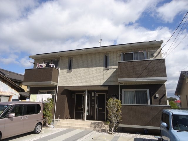 サンパレス・ムーンパレス　サンパレスの外観