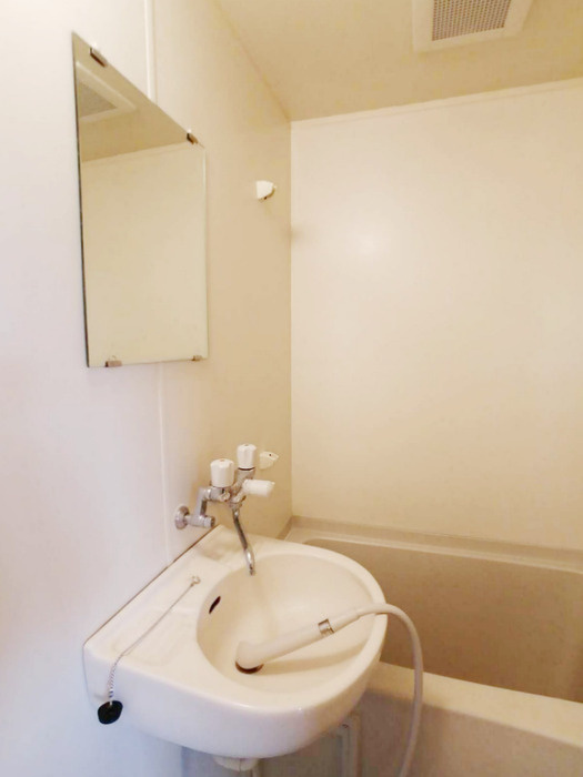 フローレンス平和台の洗面所