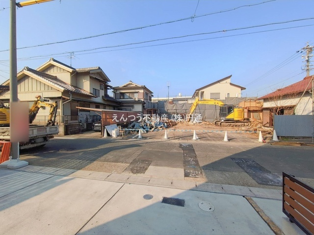 ブルーミングガーデン大野木4丁目の前面道路含む現地写真