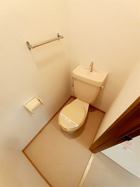 コーポいけのうえのトイレ|トイレ