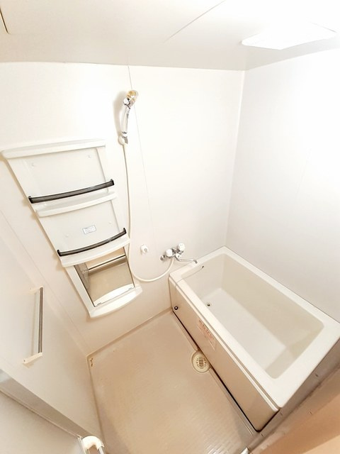 コーポいけのうえの浴室|バス