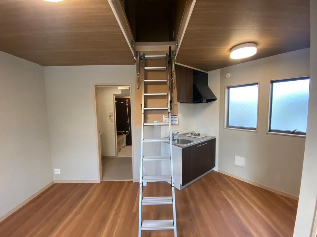 ラ・バーズ　の洋室