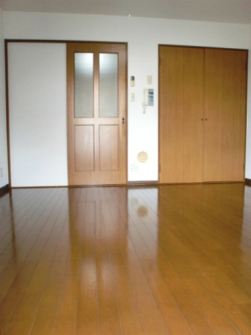 レジデンス東雲の居間・リビング