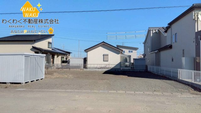 売地の前面道路含む現地写真