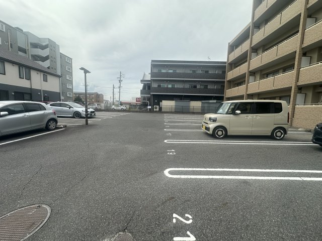ベルコリーヌ浄水の駐車場