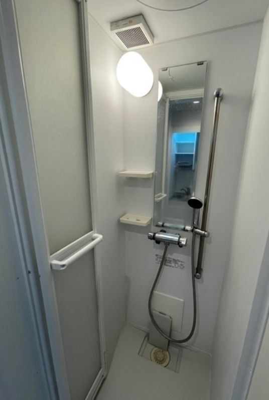 CFハイツ和田の浴室|シャワールーム・トイレ別