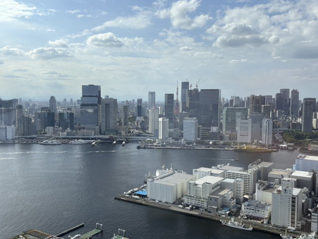 【共用施設 PARK T棟 SKY LOUNGE OCEAN】
48階のバーラウンジからの眺望