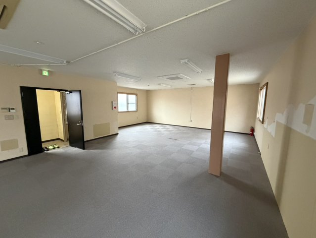 小清水ビルの内装