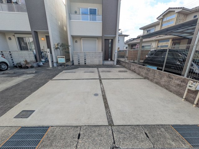 ブライディア望が丘|名古屋市の賃貸ならMy賃貸の駐車場|ブラディア望が丘A・B棟
