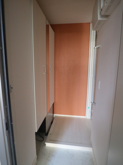 サウスガーディアンの玄関