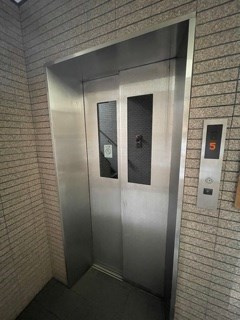 フローラル御影のロビー