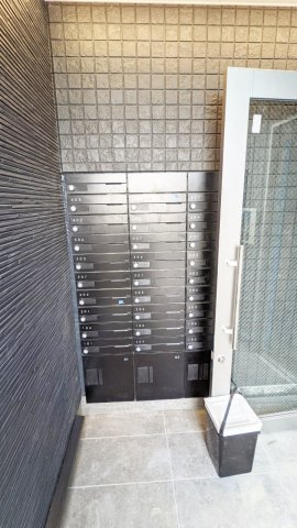 ラ・フォルム宝塚栄町のロビー