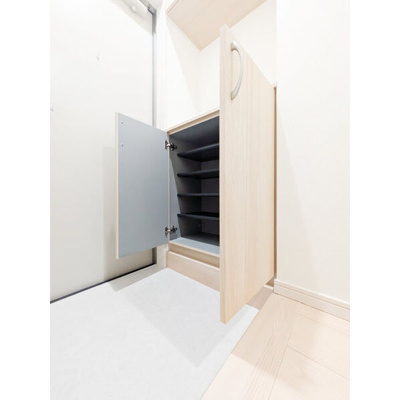 【玄関】 | サフィオ弐番館