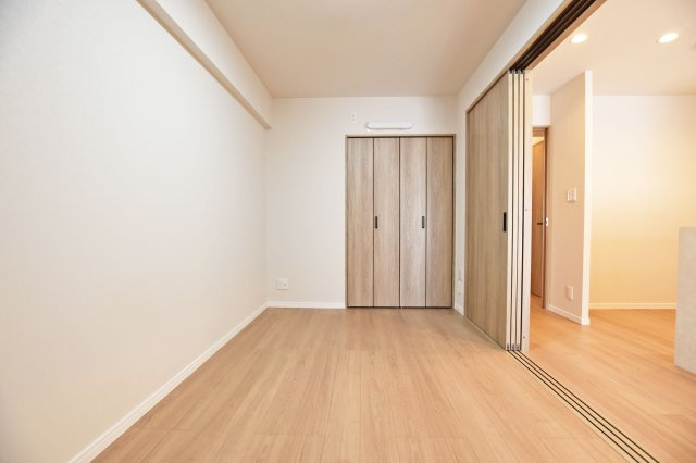 伊丹グリーンハイツの洋室|-洋室5.8帖-
