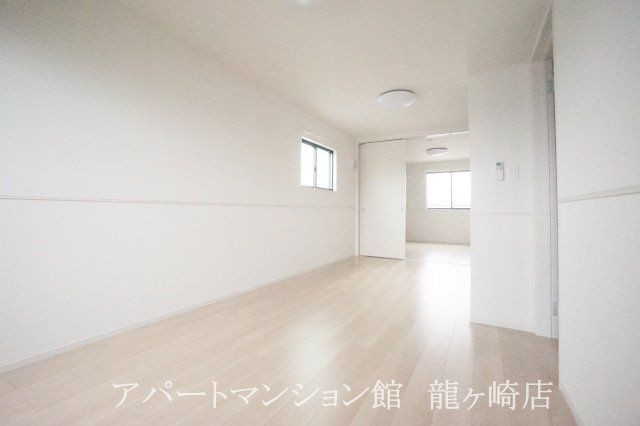 アミティエの居間・リビング