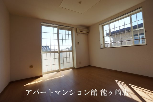 Ｔ＆Ｍレジデンスの居間・リビング