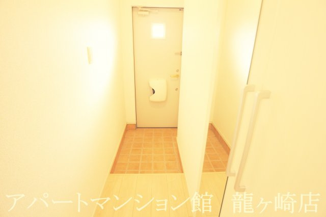 ヴィラ・エレガントの玄関