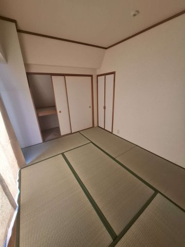 台東区松が谷４丁目の賃貸マンション