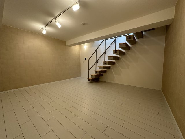 ＧＲＡＮ　ＰＡＳＥＯ三宿の内装|明るい色調の室内です