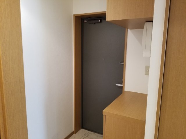 arc-en-ciel(アルカンシェル)の玄関|明るい玄関です