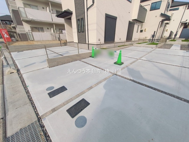 中根町2期の駐車場