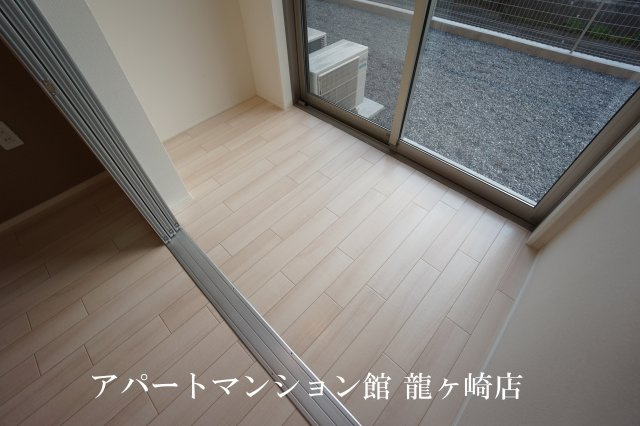 Front du lacのバルコニー