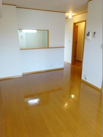 パラデーゾ　リーベロＤの居間・リビング