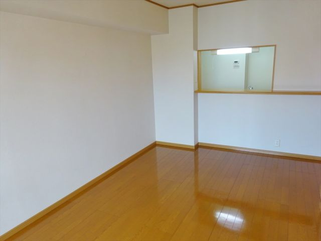 パラデーゾ　リーベロＤの居間・リビング