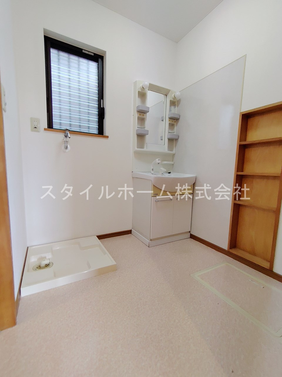 Eco　life　squareの洗面所