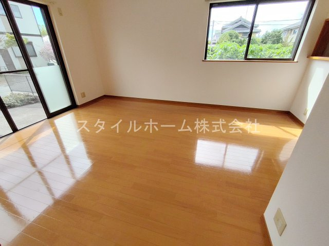 Eco　life　squareの居間・リビング