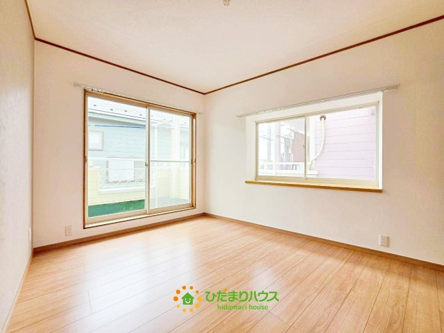 白岡市小久喜　中古一戸建ての洋室|6月5日撮影