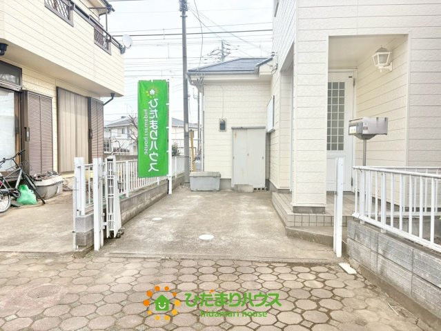 白岡市小久喜　中古一戸建ての駐車場|2月20日撮影
