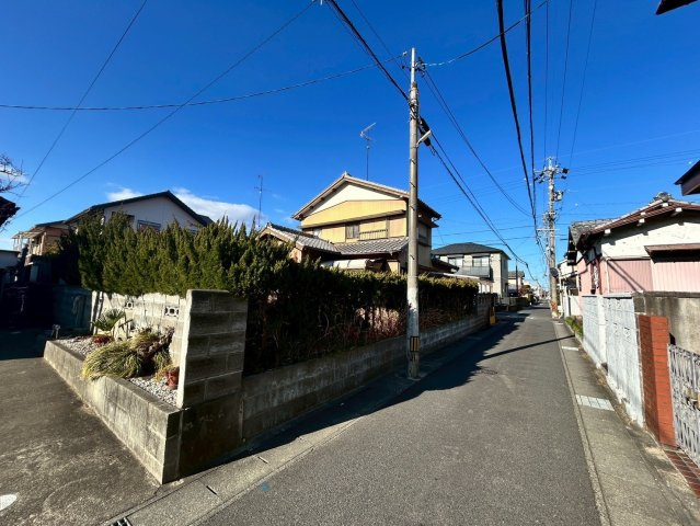 【前面道路含む現地写真】の画像