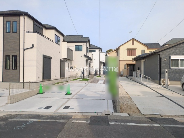 中根町2期の前面道路含む現地写真