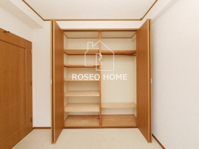 パークヒルズゼンボー大手前の収納