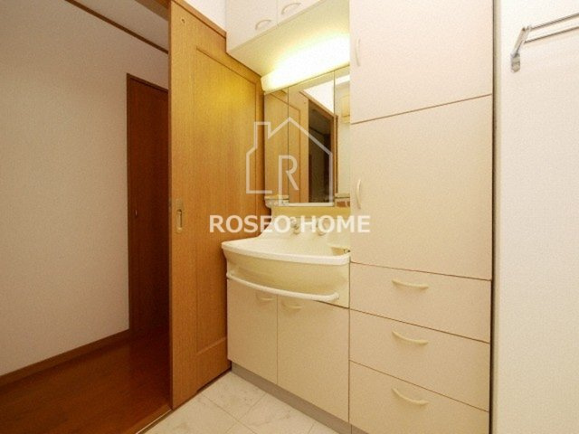 パークヒルズゼンボー大手前の洗面所