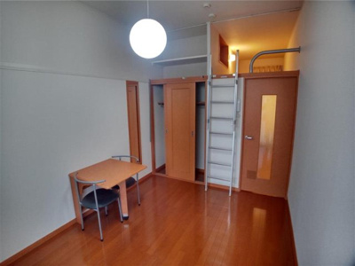 【居間・リビング】 | レオパレスパルグランデ南町 | 使いやすい居間です