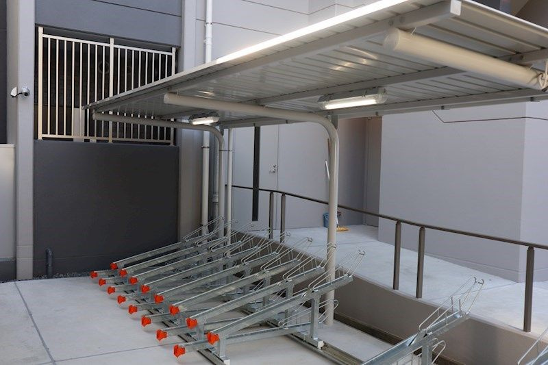 ストームの設備