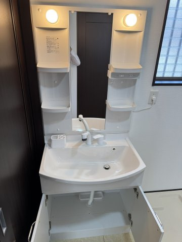 和歌山市楠本・中古戸建・116608の洗面所