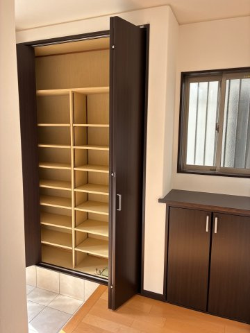 和歌山市楠本・中古戸建・116608の玄関