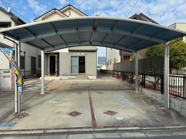 和歌山市楠本・中古戸建・116608の駐車場