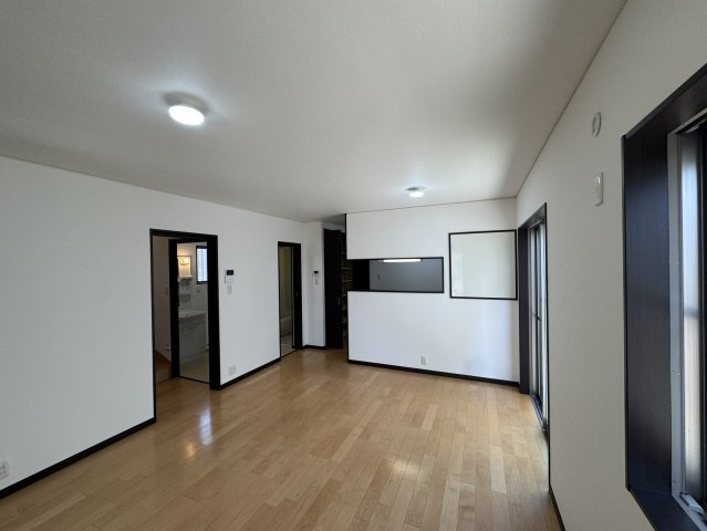 和歌山市楠本・中古戸建・116608の居間・リビング