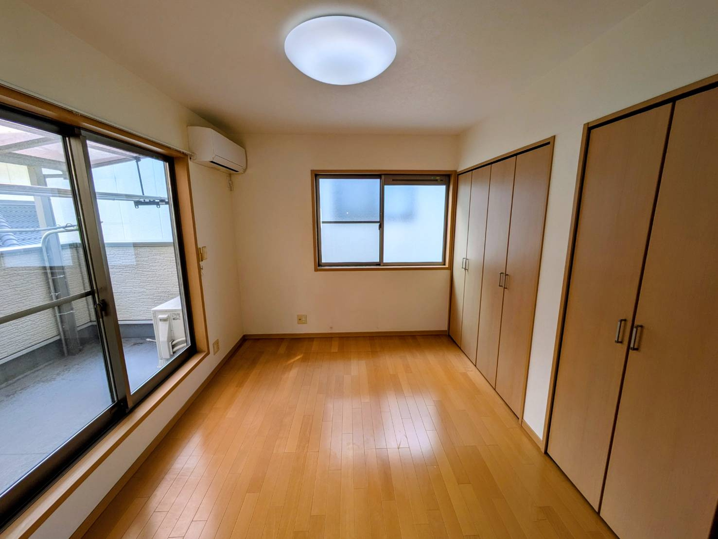 泉南市樽井５丁目　の洋室