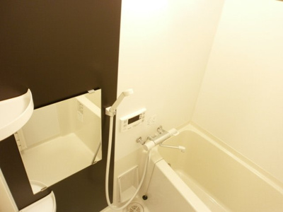 【浴室】 | ミランダ山根Ⅳ | コンパクトで使いやすいお風呂です