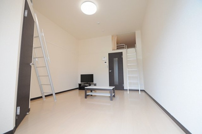 【居間・リビング】 | レオネクストメルベーユ山根 | ※写真と現状が異なる場合は現状を優先