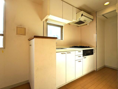 【キッチン】 | ベレッツァ・トーレ