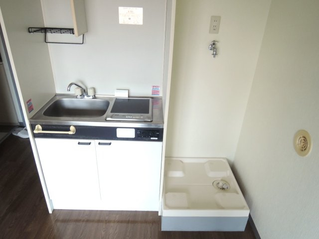 市川ビルのキッチン|使いやすいキッチンです