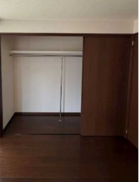 花伝テラス　駐車場付き　陽当たり良好　ルーフバルコニー　の収納