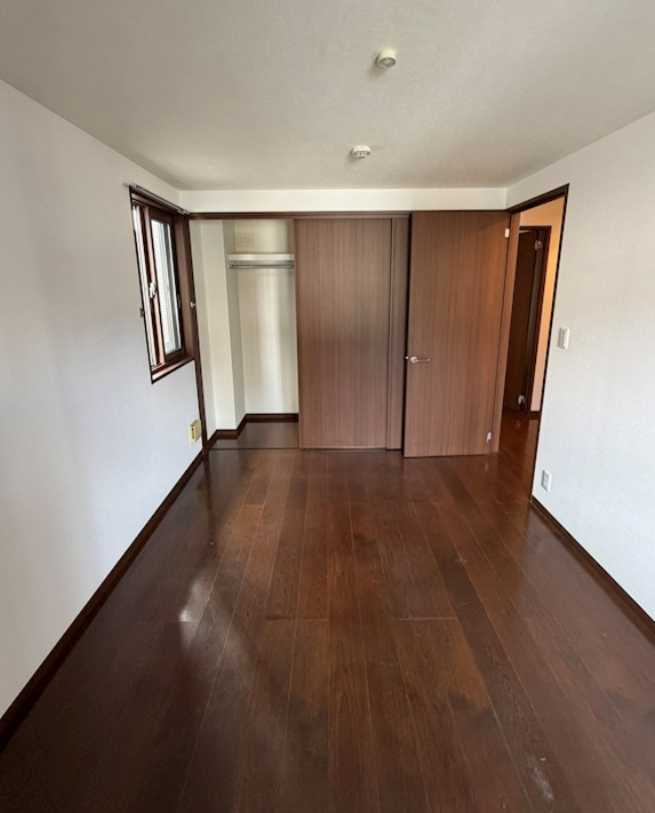 花伝テラス　駐車場付き　陽当たり良好　ルーフバルコニー　の内装