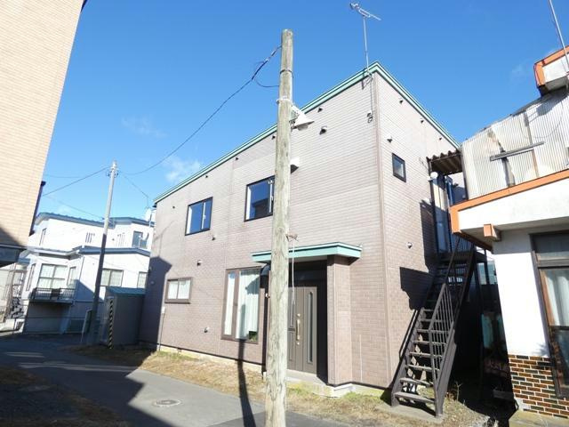 ハイツ入舟の外観